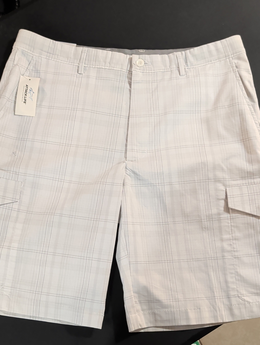 NEW. Attack Life by Greg Norman White Plaid Performance Shorts
